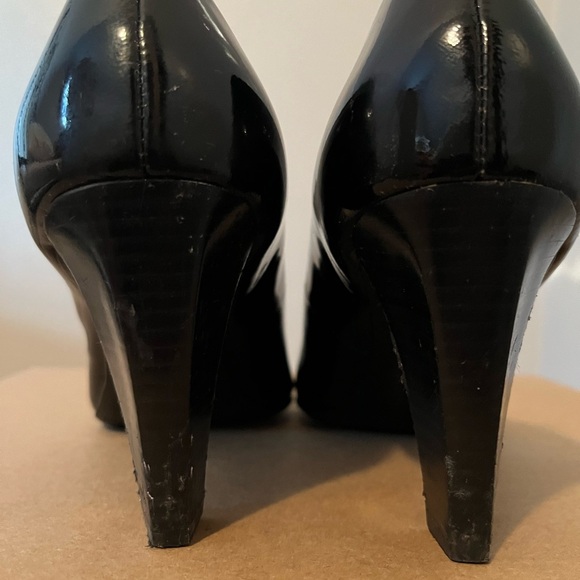Coach Black Sheri Patent Leather Heels - Picture 8 of 16